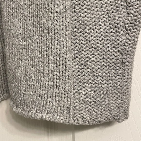 LOFT Cropped Swing Front Sweater - Picture 9 of 11